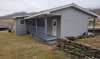 656 Water St, Bakersville, NC 28705