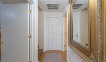944 W Foothill Dr, Apple Valley, UT 84737