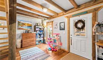 5825 Lake Rd 9, Ashtabula, OH 44004