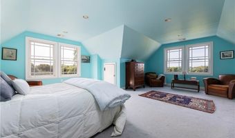 365 Boston Neck Rd, Narragansett, RI 02882