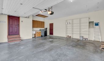 356 Southcreek Dr S, Indianapolis, IN 46217