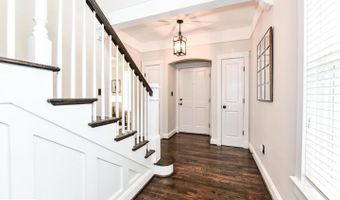 1812 N RANDOLPH St, Arlington, VA 22207