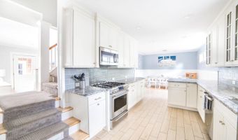 413 Main Ave, Bay Head, NJ 08742