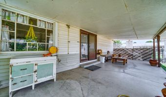323 L St, Carlsbad, NM 88220
