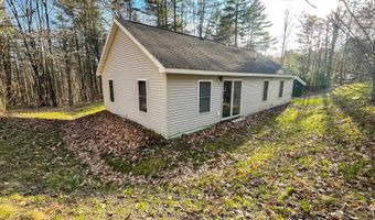 1496 Fairground Rd, Bradford, VT 05033