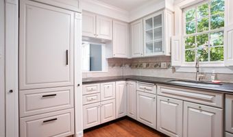 1228 PRINCE St, Alexandria, VA 22314