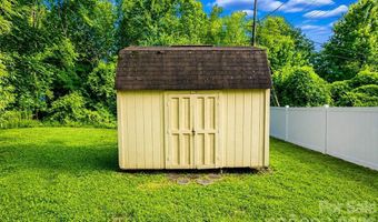 3320 Winterfield Pl, Charlotte, NC 28205
