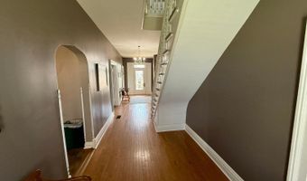 403 George St, Aurora, IN 47001