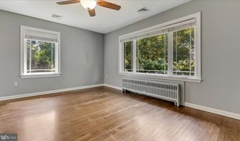2705 W GORDON, Allentown, PA 18104