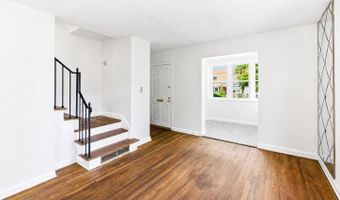 121 33RD St NE, Washington, DC 20019