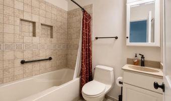 422 B GARFIELD Pkwy #B, Bethany Beach, DE 19930