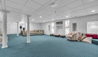 1605 Otter Dr, Toms River, NJ 08755