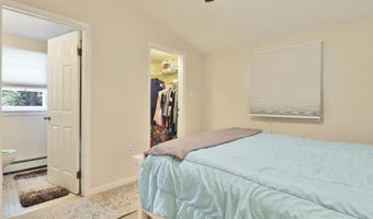 99 Old Main Shore Rd, Barnegat, NJ 08005