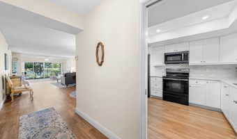 145 Atlantis Blvd 203, Atlantis, FL 33462