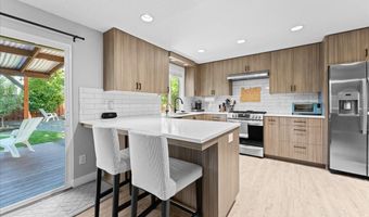 6075 SW 171ST Ave, Beaverton, OR 97007