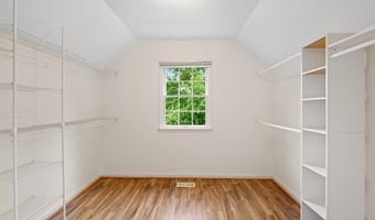 18 MONTFORT Dr, Belle Mead, NJ 08502