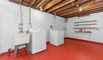 1025 Western Dr, Ann Arbor, MI 48103