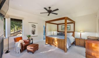 1105 White Oak Dr, Santa Rosa, CA 95409