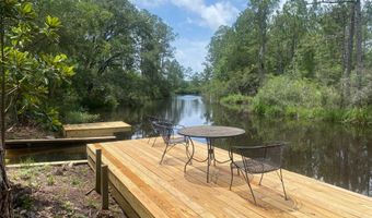 10063 River Dr, Bay St. Louis, MS 39520
