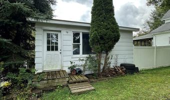 114 E Concord St, Athens, WV 24712