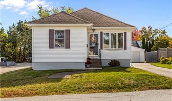 17 Mowry Ave, Cumberland, RI 02864