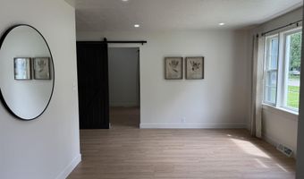 156 S Miller Ave, Albany, IN 47320