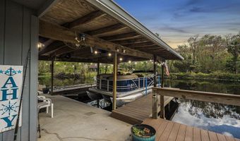 1511 Riveredge Ct, Astor, FL 32102