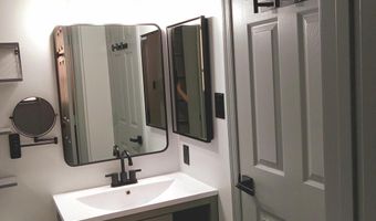 4808 MOORLAND Ln 801, Bethesda, MD 20814