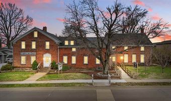 4506 220th Trl, Amana, IA 52203
