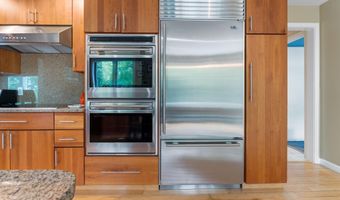 99 Birkdale Rd, Bedford, NH 03110