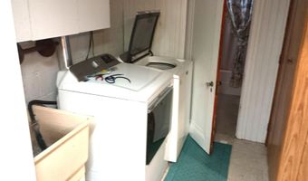15076 Harrison Ave, Allen Park, MI 48101
