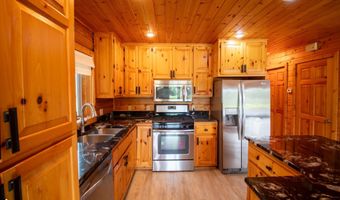 332 Allan St, Allison, IA 50602