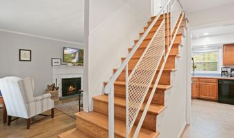 4848 RED FOX Dr, Annandale, VA 22003