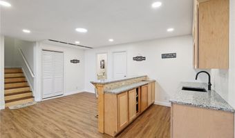 818 Hilliary Ln, Aurora, OH 44202