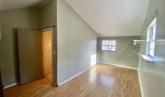 201 McComas Ave, Barboursville, WV 25504