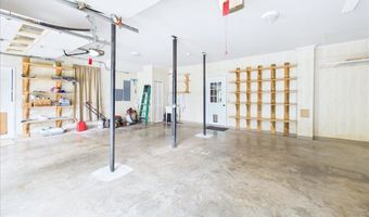 2832 Kensington St, Athens, TN 37303