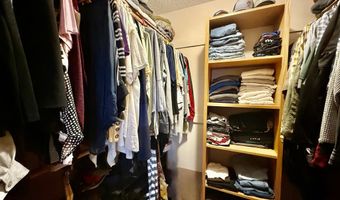 12925 Prairiewood Dr, Aberdeen, SD 57401