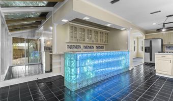 1090 Cherokee St, Biloxi, MS 39530