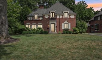 227 Overwood Rd, Akron, OH 44313