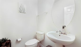 43890 HICKORY CORNER Ter 103, Ashburn, VA 20147