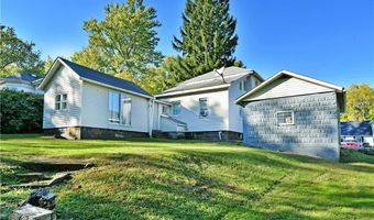 185 Maple Ave, Andover, OH 44003