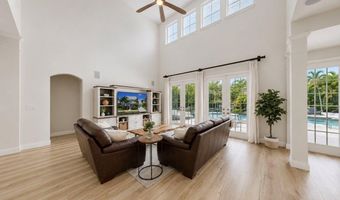 5228 BRIGHTON SHORE Dr, Apollo Beach, FL 33572