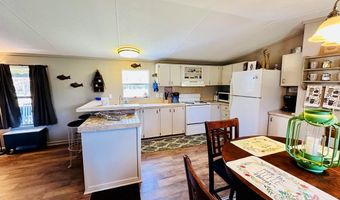454 Bay City Rd, Apalachicola, FL 32320