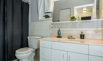 110 Coral Ter 13, Ballwin, MO 63011