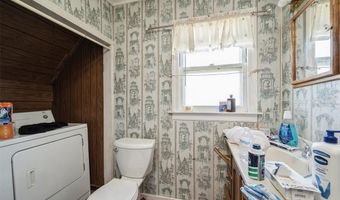 205 2nd Ave, Atkins, IA 52206