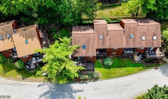 12 Stonehill Dr 1, Alloway, NJ 07462