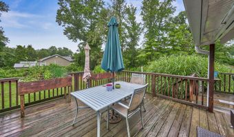 124 Blackberry Hill Rd, Beacon Falls, CT 06403