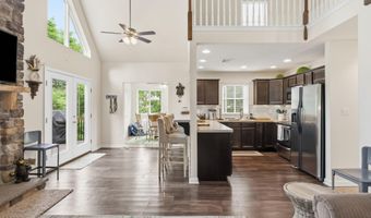 15 Bishop Cir, Albrightsville, PA 18210