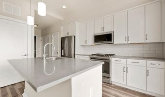 1800 MOUNT VERNON Ave 401, Alexandria, VA 22301