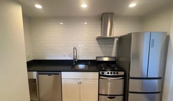 204 S ROYAL, Alexandria, VA 22314